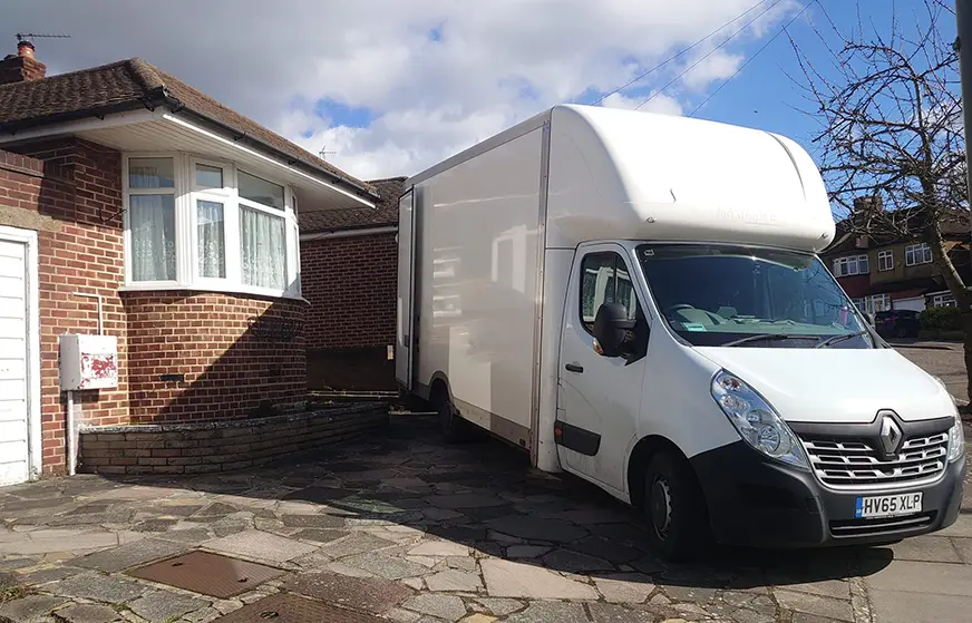 Removals companies in Barking